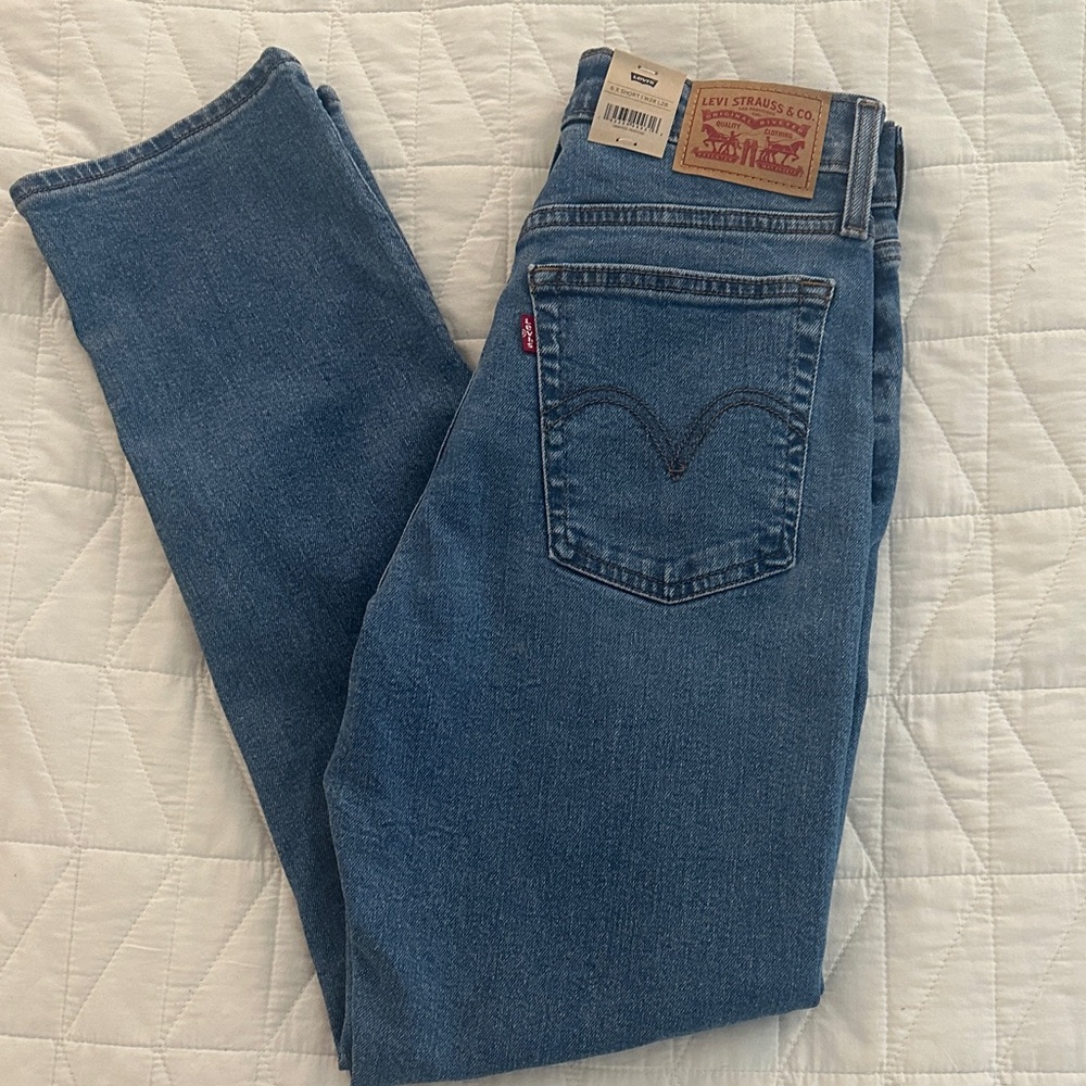 Levi's Wedgie Straight Jeans New with Tags